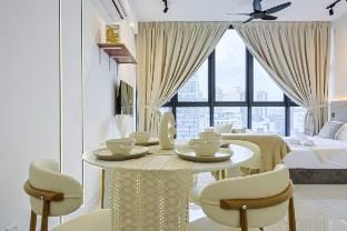 Deluxe Suites 4pax @ KLCC by Nexx Field Vacation rental in Federal Territory of Kuala Lumpur