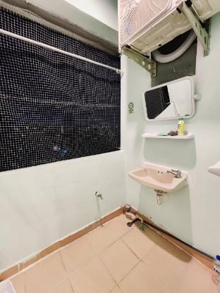 706-STP Homely room Free Wi-Fi and Near BTS Vacation rental in Bangkok