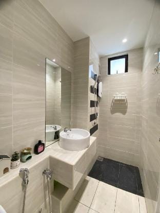 Kempas Dsummit, Whispering Pines by Antlerzone Vacation rental in Johor Bahru
