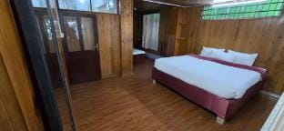 cozy 2 bedroom, 1 bathroom, 1 kitchen Vacation rental in Darjeeling