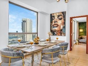Sea & Palm View Beach Acess JBR walk Skydive clubs Vacation rental in Dubai