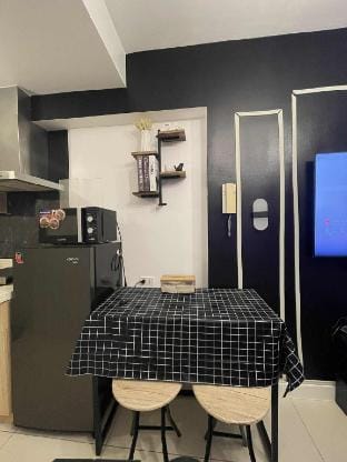 Urban Hideout—The Residence Vacation rental in Quezon City