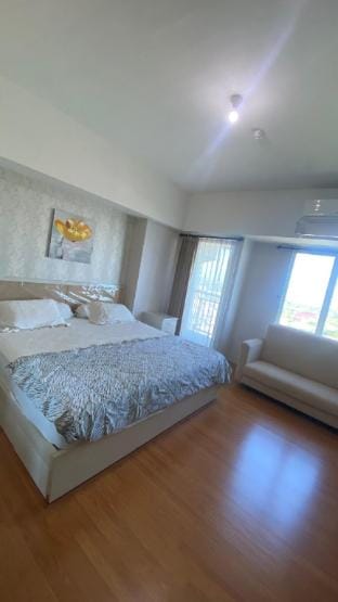 Apartemen studio Tanglin 8 pakuwon mall Vacation rental in Surabaya