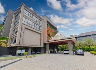 Newly Lavaya Resort 1BR with pool Vacation rental in Kuta Selatan