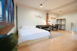 Dec Room at Shine Haus BangSue03 Vacation rental in Bangkok