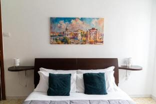 Whole apartment near main subway Vacation rental in Rome