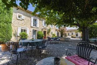 Gite Petit Luberon chez Manon en Luberon  Vacation rental in L'Isle-sur-la-Sorgue