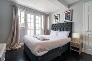 Guildford Lawn House by Yoko Property Vacation rental in Ramsgate