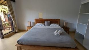 Peaceful Guest House Room Vacation rental in North Kuta