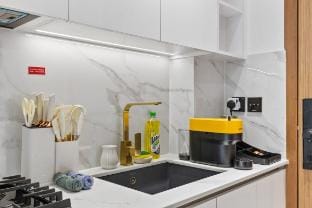luxury Madrid Studio-Binghatti Azure Vacation rental in Dubai