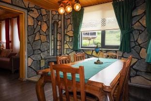 Rino Hauss Vacation rental in Georgia