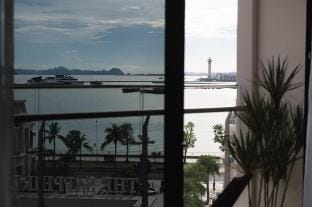 Subha 0509 2BR Seaview Apartment Hạ Long Vacation rental in Laos