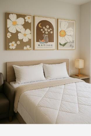 5 mins to mrt Suthisan / bts Ari Vacation rental in Bangkok