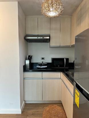 Homey Studio Unit behind Abreeza Mall with Parking Vacation rental in Davao City