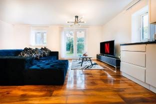 -15% LUX Woolwich Flat | 2 Stops to Canary Wharf Vacation rental in London