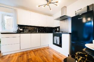 -15% LUX Woolwich Flat | 2 Stops to Canary Wharf Vacation rental in London