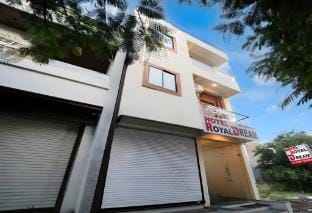 Wishotel Xpress Hotel Royal Dream Vacation rental in India