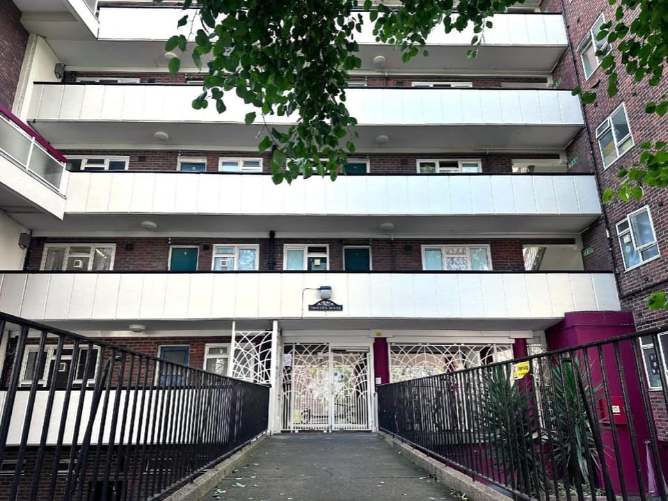 Victoria Cosy One-Bedroom Apartment Hotel in London Borough of Islington