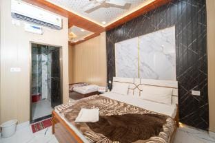 Omji Ashram- Dwarika Bhawan - 2km from Ram Temple Vacation rental in Nepal