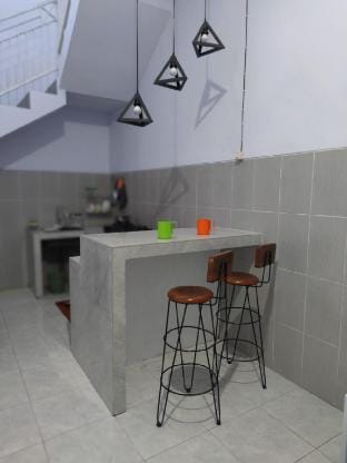 Amalia homestay bromo lantai 1 kapasitas 6 pax Vacation rental in East Java