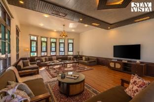 StayVista at Lakeside Panorama Vacation rental in India