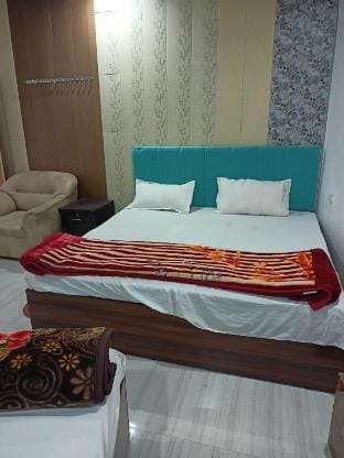 Ramesht paying guest house  Vacation rental in Varanasi