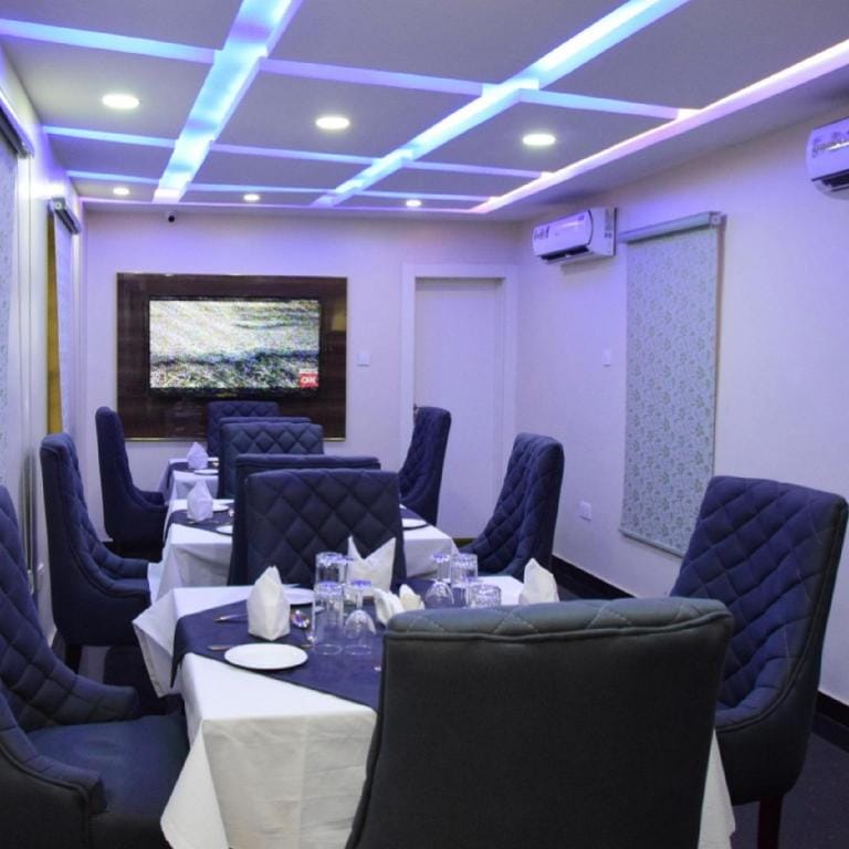 White Chase Hotel and Suites Hotel in Lagos