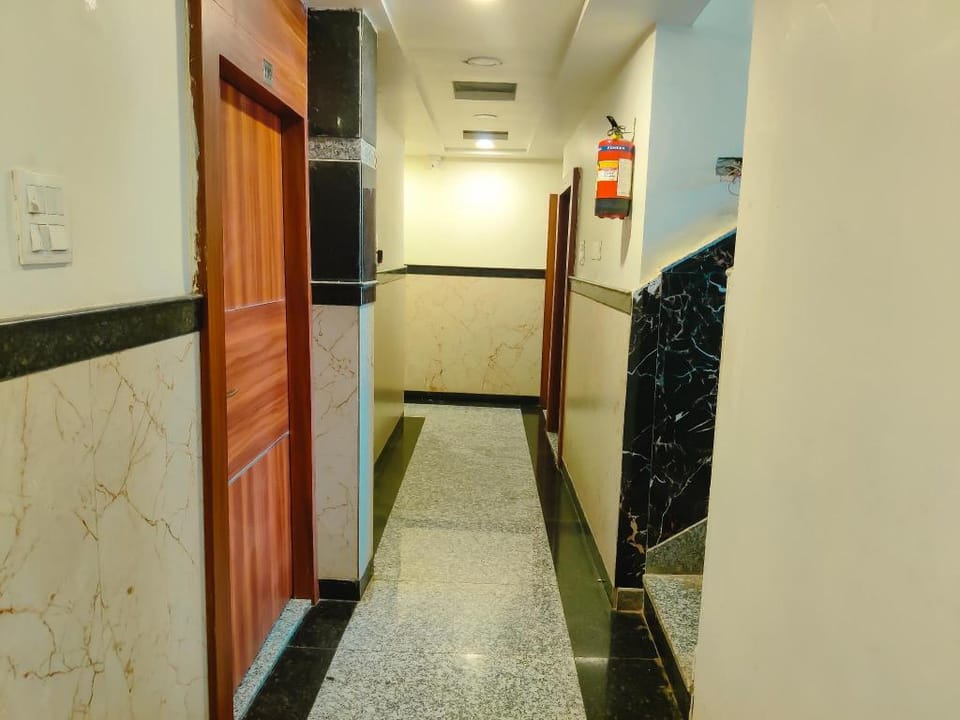Hotel Royal Aanandam Hotel in Uttar Pradesh