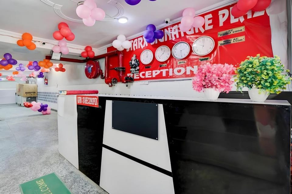 Starx Signature Plaza Near Karkardooma Metro Station Hotel in Delhi