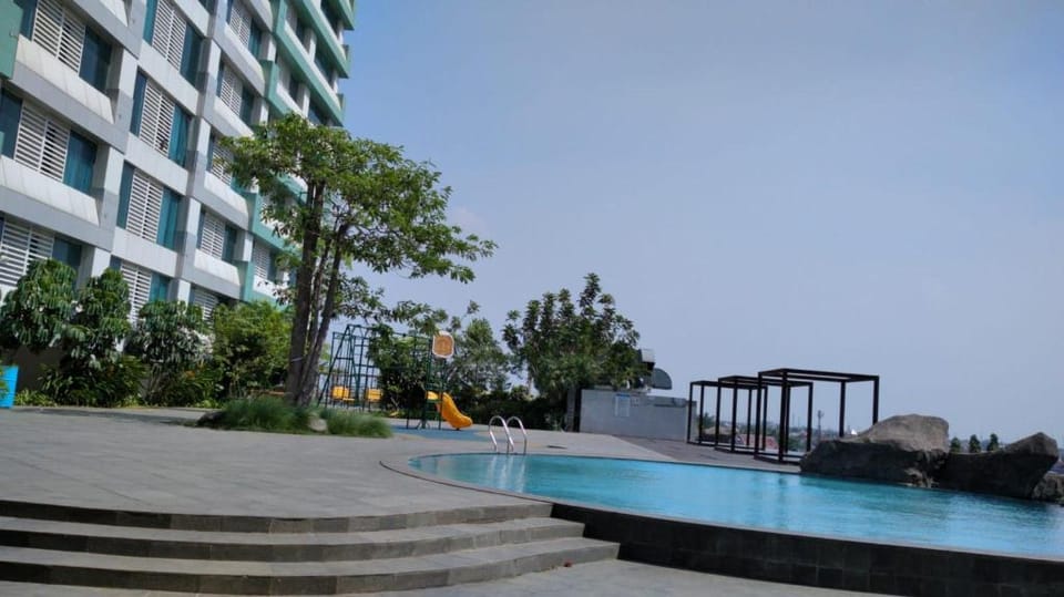 Apartemen Grand Kamala Lagoon COMFORTZONE ROOM Hotel in West Java