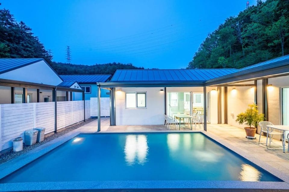 Yangyang Sonamu Private Pension Bed and Breakfast in South Korea
