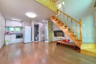 Geoje View Pension Bed and Breakfast in South Korea
