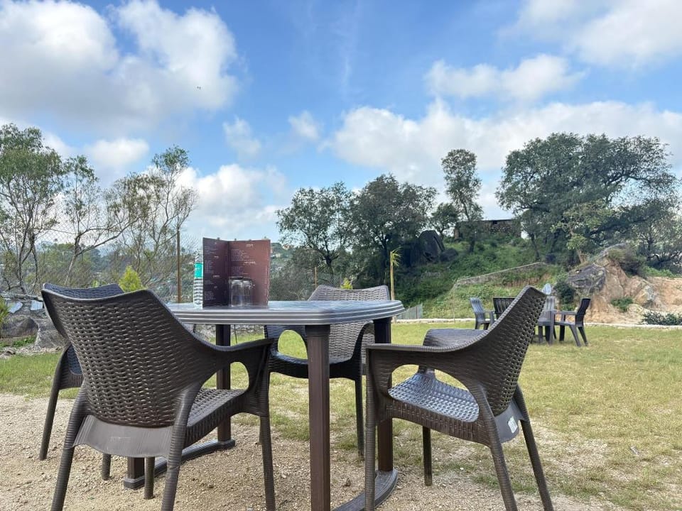 Eagle Nest Hotel in Gujarat