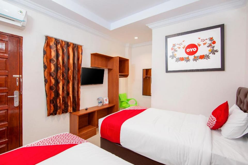 RedDoorz @ Vania Residence Medan Hotel in Indonesia