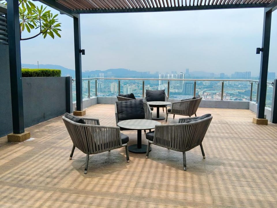 Rasbo Galaxy Dreams Home @Neu Suites  KLCC  LRT Hotel in Federal Territory of Kuala Lumpur