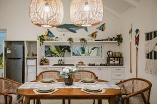 Rumi Bumi -Tropical Beach Shack near Melasti Beach Villa in Bali