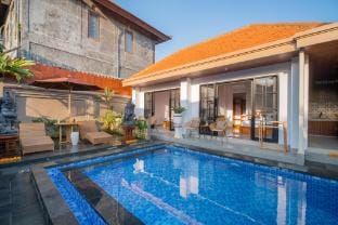 SASTRA VILLA 02 Villa in Ubud