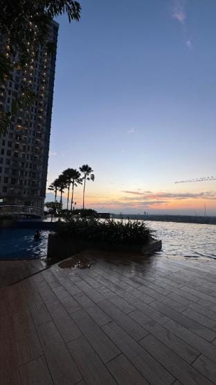 Benson Anderson Ptc Mall by Staycation.id 306B Villa in Surabaya