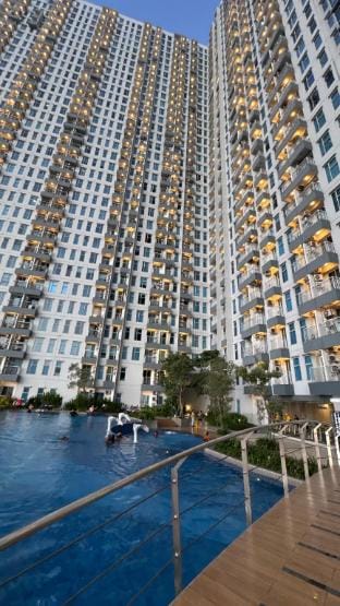 Benson Anderson Ptc Mall by Staycation.id 306B Villa in Surabaya