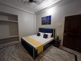 Your Serene Stay at The London Villa Villa in Varanasi