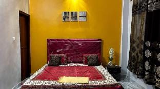 Your Serene Stay at The London Villa Villa in Varanasi