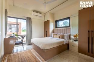 Mizu Retreat by VEO - Part of StayVista Villa in Maharashtra