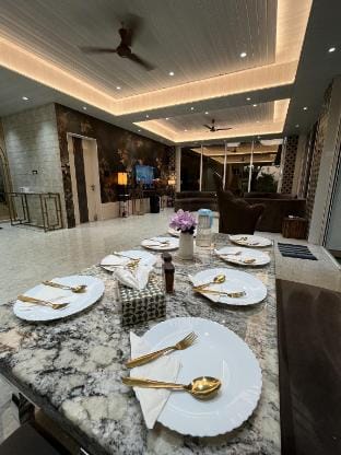 MOUNATINCREST VILLA LONAVALA Villa in Aamby Valley City
