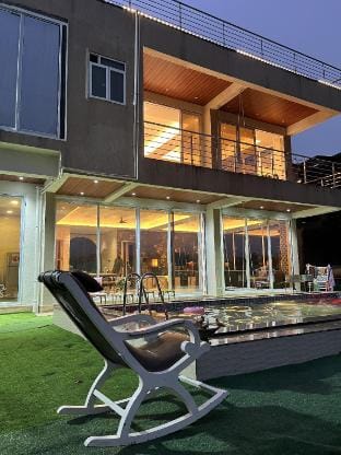 MOUNATINCREST VILLA LONAVALA Villa in Aamby Valley City