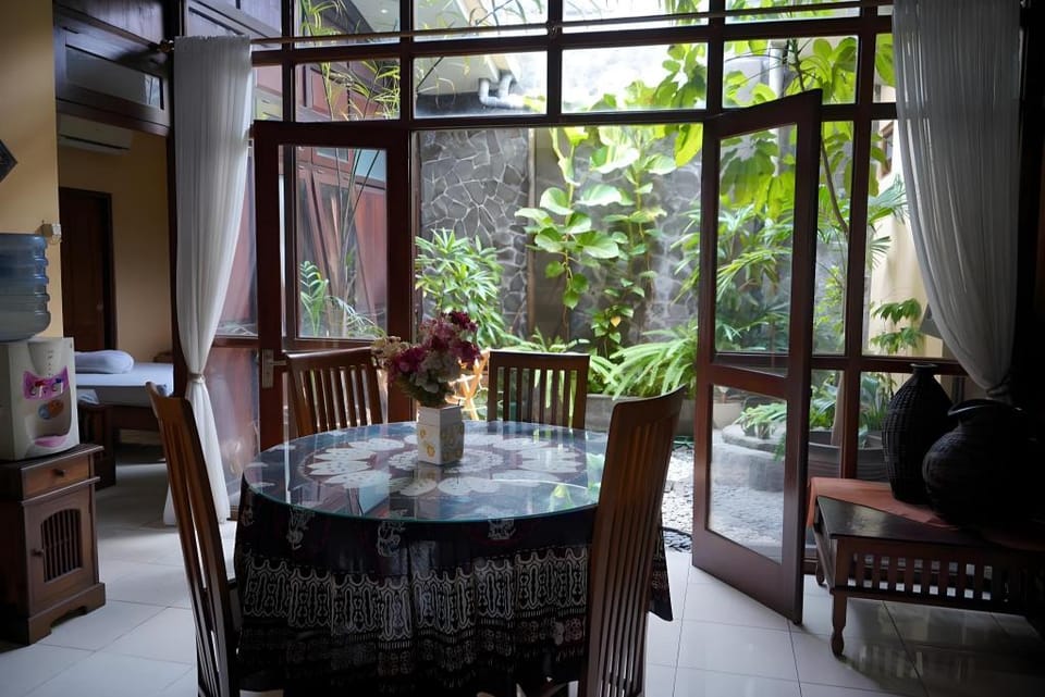 Ndalem Ngadisuryan Bed and Breakfast in Yogyakarta