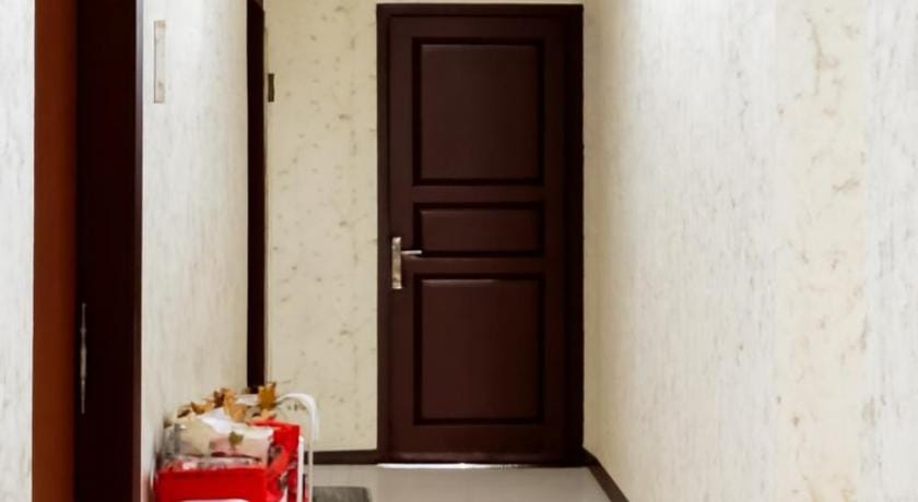 Nuasana Living Dukuh Kupang Barat Bed and Breakfast in Surabaya