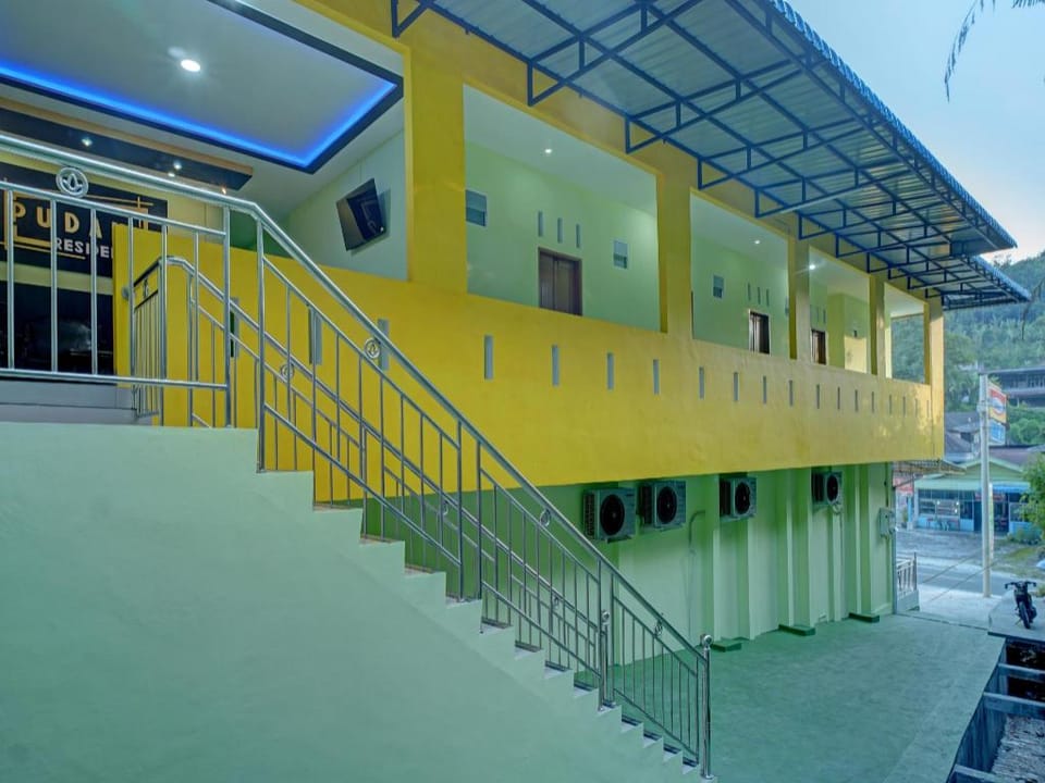 Dancenter Pudan Residence 2 Hotel in Indonesia