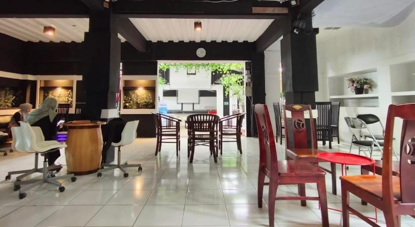 Ambu Guest House Bed and Breakfast in Lembang