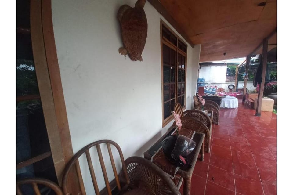 OYO 94801 Pad Guest House Hotel in Parongpong