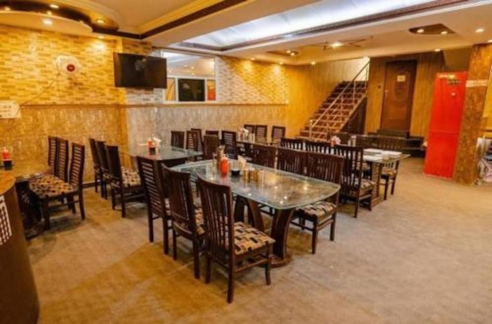 Crystal Leaf Hotel in Rishikesh